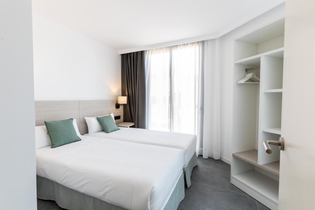 Art Apartments Castelldefels Ngoại thất bức ảnh