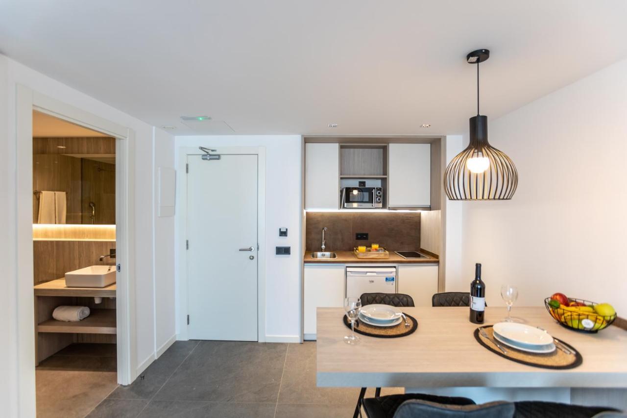 Art Apartments Castelldefels Ngoại thất bức ảnh